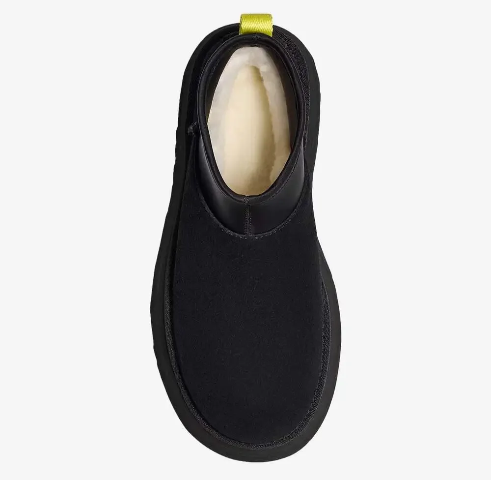 UGG classic mini